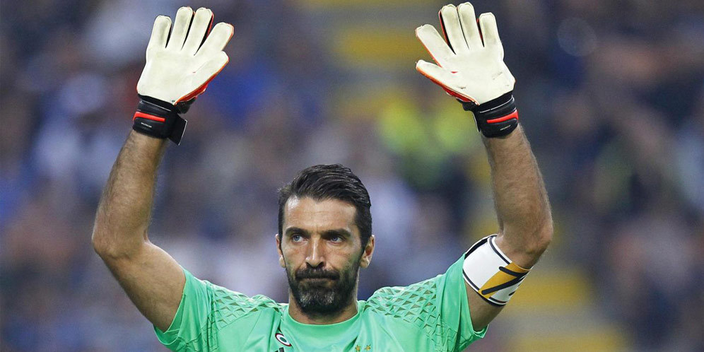 Allegri: Buffon Sengaja Bikin Blunder untuk Bangunkan Juve Allegri: Buffon Sengaja Bikin Blunder untuk Bangunkan Juve