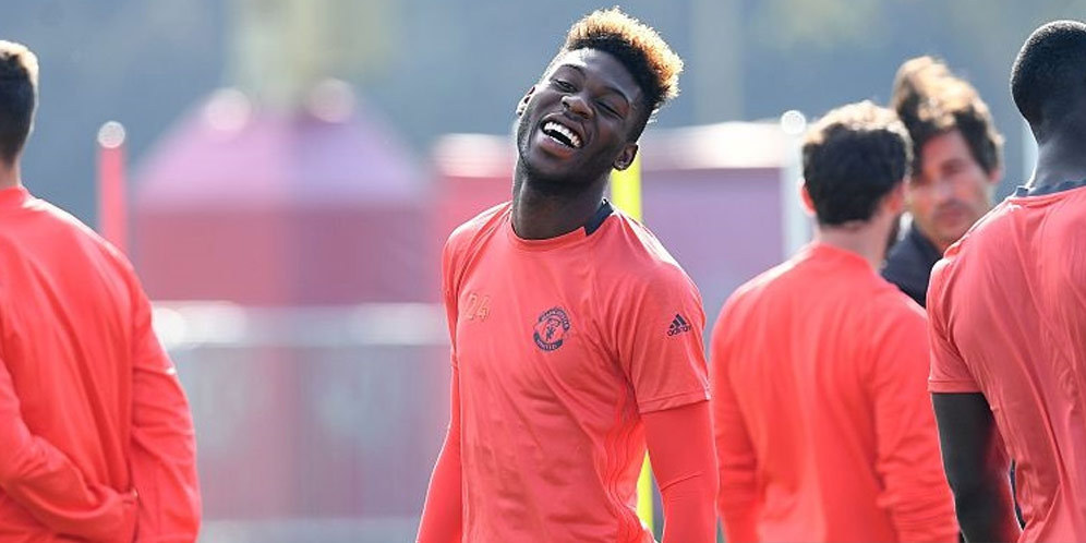 Fosu-Mensah: Carrick Banyak Bantu Saya Fosu-Mensah: Carrick Banyak Bantu Saya