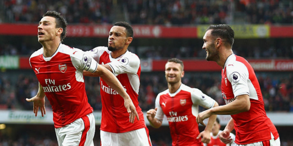 Cech Nominasikan Gol Koscielny Sebagai Gol Terbaik EPL Musim Ini Cech Nominasikan Gol Koscielny Sebagai Gol Terbaik EPL Musim Ini