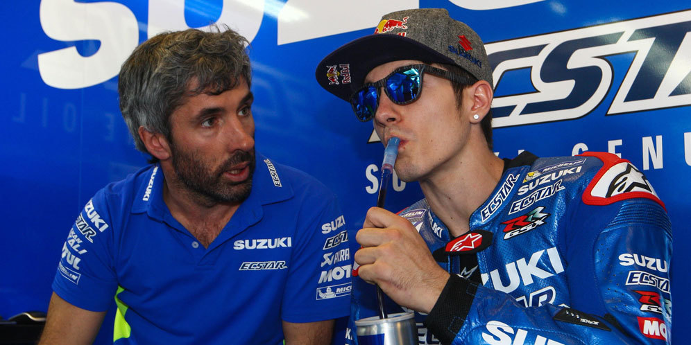 Jose Manuel Cazeaux dan Maverick Vinales (c) Suzuki