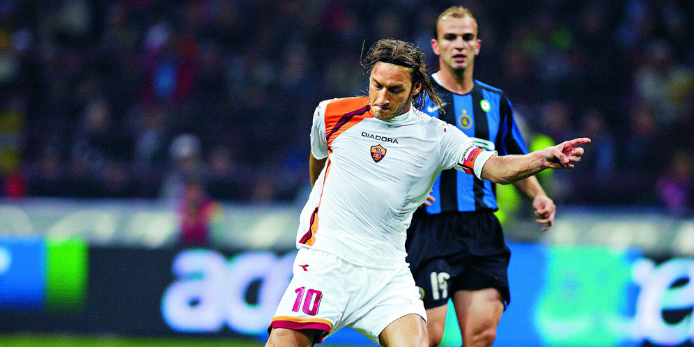 40 Gol Terbaik Totti Dengan Seragam Roma 40 Gol Terbaik Totti Dengan Seragam Roma