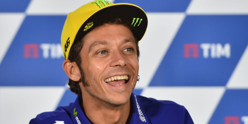 Aksi Valentino Rossi Latihan di Monza Rally Show 2016 Aksi Valentino Rossi Latihan di Monza Rally Show 2016