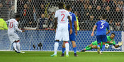 Dikalahkan Juventus, Pelatih Lyon Tak Mau Salahkan Lacazette Dikalahkan Juventus, Pelatih Lyon Tak Mau Salahkan Lacazette