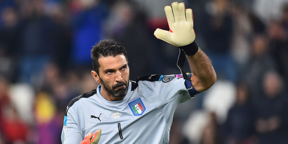 Pjanic: Buffon Masih Nomor Satu di Dunia Pjanic: Buffon Masih Nomor Satu di Dunia