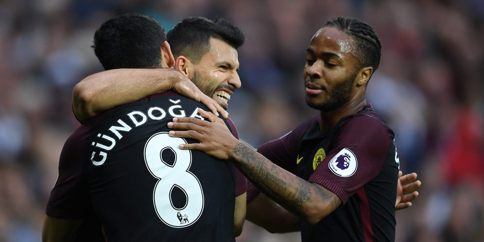 Ilkay Gundogan, Sergio Aguero dan Raheem Sterling, 