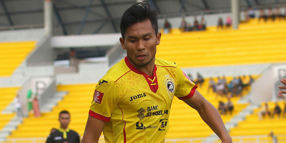 Dokter Timnas: Peluang Ichsan Kurniawan Masuk Skuad AFF Tipis Dokter Timnas: Peluang Ichsan Kurniawan Masuk Skuad AFF Tipis
