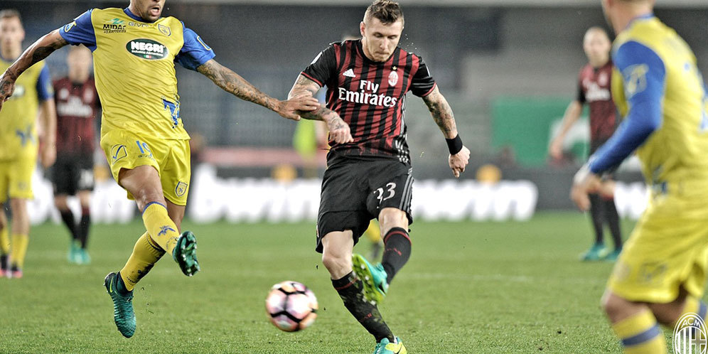 Highlights Serie A: Chievo 1-3 AC Milan Highlights Serie A: Chievo 1-3 AC Milan
