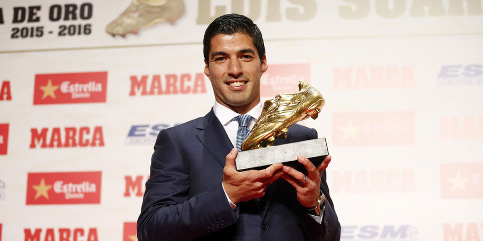 Stoichkov: Suarez Striker Terbaik Dunia Stoichkov: Suarez Striker Terbaik Dunia