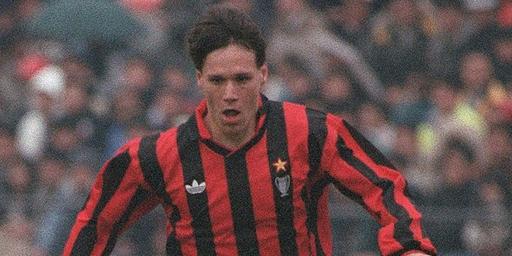 Van Basten: Saya Tak Pensiun, Milan Akan Lewati Barca-nya Messi Van Basten: Saya Tak Pensiun, Milan Akan Lewati Barca-nya Messi