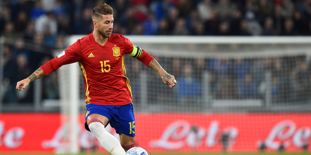 Ramos Bisa Absen Sekitar Sebulan Ramos Bisa Absen Sekitar Sebulan