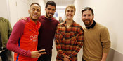 Aksi Shooting Memikat Justin Bieber di Markas Barcelona