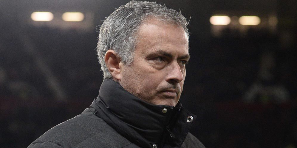 Mourinho: Hasil Buruk Buat MU Kian Solid Mourinho: Hasil Buruk Buat MU Kian Solid