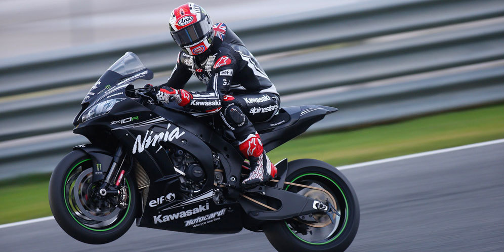 Jonathan Rea di atas Ninja ZX-R10. (c) WorldSBK