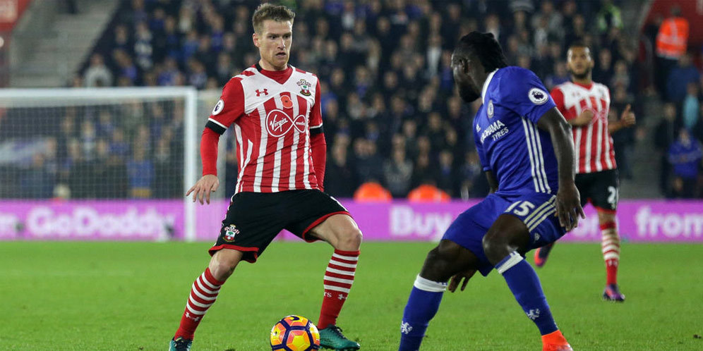 Steven Davis