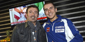 Max Biaggi Akui Tolak Tawaran Jadi Pelatih Jorge Lorenzo Max Biaggi Akui Tolak Tawaran Jadi Pelatih Jorge Lorenzo