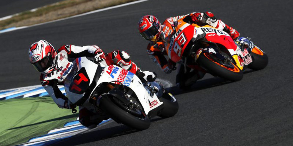 Lagi, Fernando Alonso Kendarai Motor MotoGP Marc Marquez Lagi, Fernando Alonso Kendarai Motor MotoGP Marc Marquez