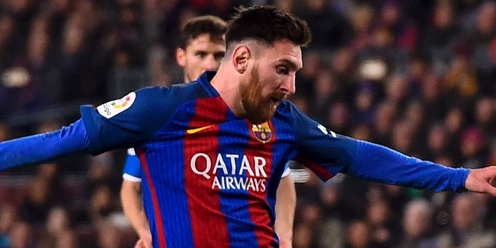 Roberto: Messi Tak Sebanding dengan Ronaldo Roberto: Messi Tak Sebanding dengan Ronaldo