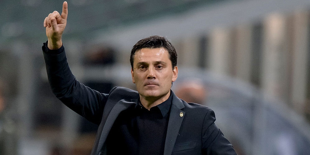 Sacchi: Montella Sedang Melukis Mahakarya Sacchi: Montella Sedang Melukis Mahakarya