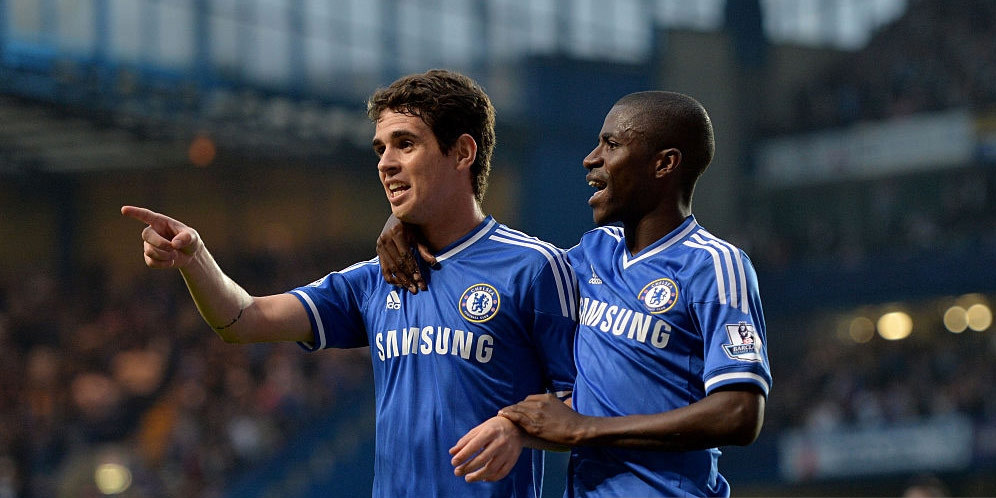 Oscar Bantah Tinggalkan Chelsea karena Conte