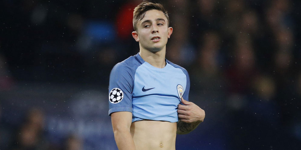 Man City Pinjamkan Dua Bintang Mudanya Man City Pinjamkan Dua Bintang Mudanya