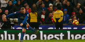 Pecah Rekor Gol Dengan Jumlah Laga Lebih Sedikit, Rooney Dipuji Ferguson
