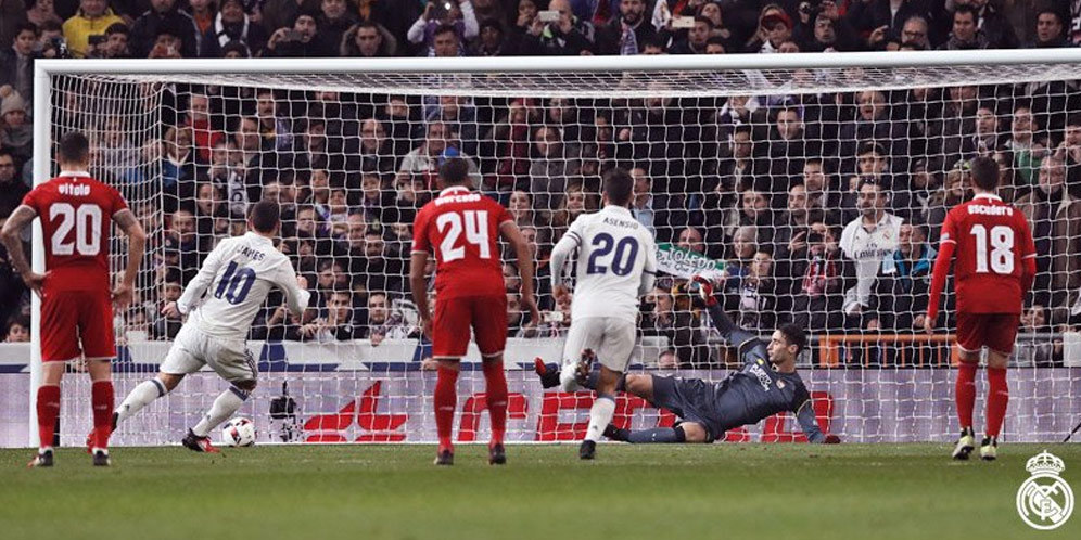 James Perburuk Statistik Penalti Sergio Rico James Perburuk Statistik Penalti Sergio Rico