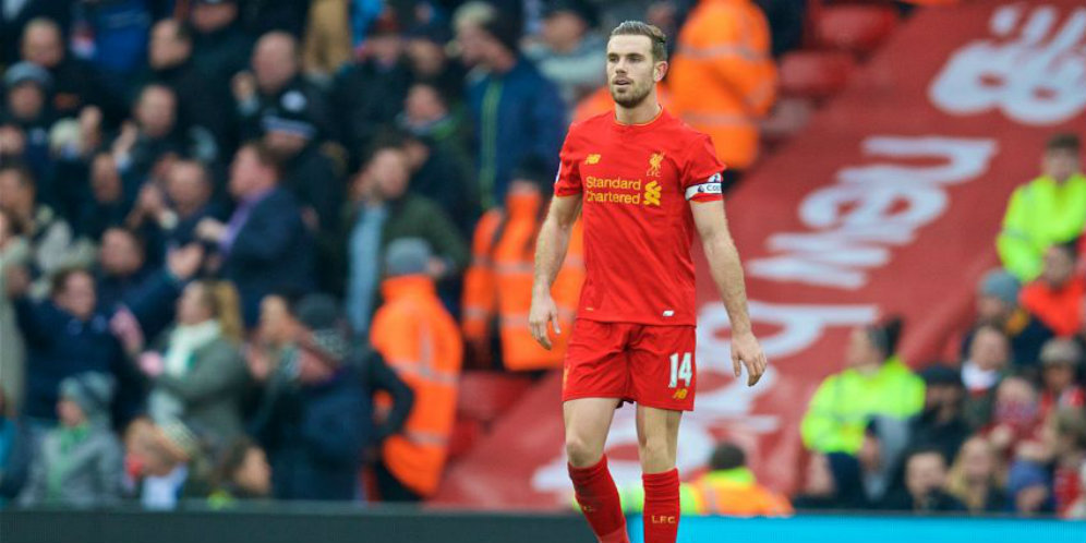 Henderson Ingin Liverpool Berikan Reaksi Positif Usai Dibegal Swansea