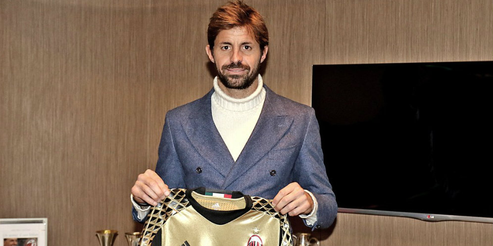 Milan Rekrut Kiper Veteran, Storari Milan Rekrut Kiper Veteran, Storari