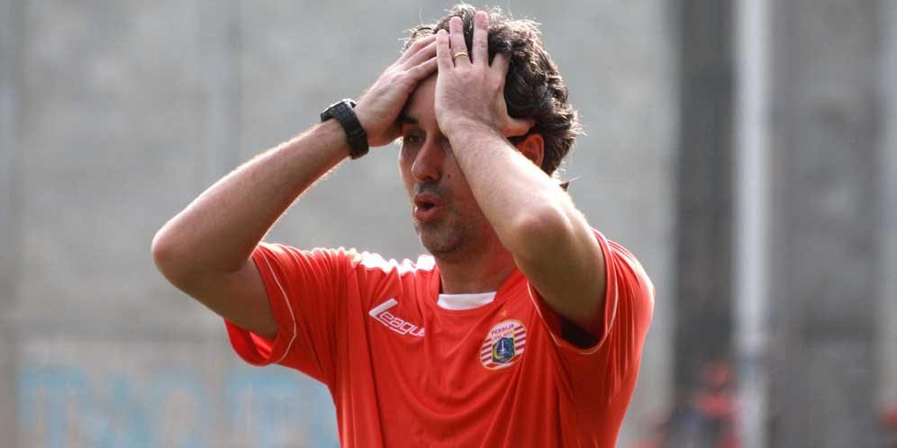 Tiga Pertandingan Penentu Nasib Teco di Persija Tiga Pertandingan Penentu Nasib Teco di Persija