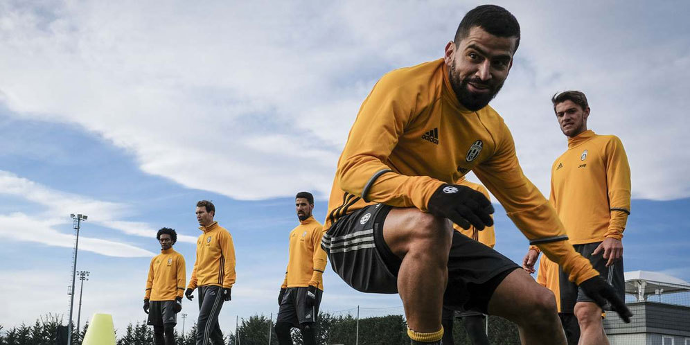 Juventus Resmikan Transfer Rincon Juventus Resmikan Transfer Rincon