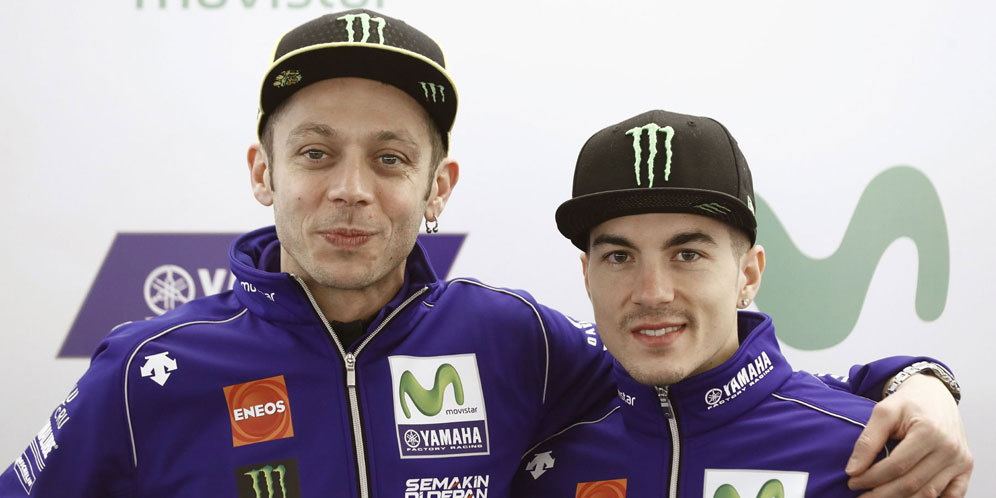 Rossi-Vinales Resmi Pamerkan Motor Baru Yamaha MotoGP Rossi-Vinales Resmi Pamerkan Motor Baru Yamaha MotoGP