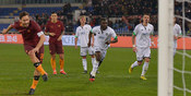 Salah Satu Penalti Paling Sulit Dalam Karier Totti Salah Satu Penalti Paling Sulit Dalam Karier Totti