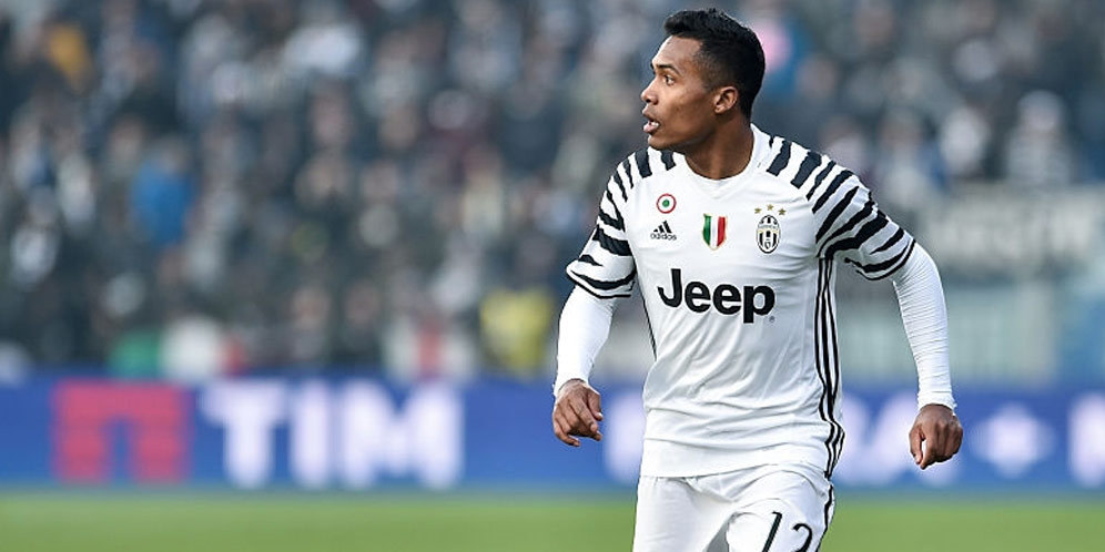Alex Sandro: Lawan Barca Seperti Dapat Hadiah Alex Sandro: Lawan Barca Seperti Dapat Hadiah