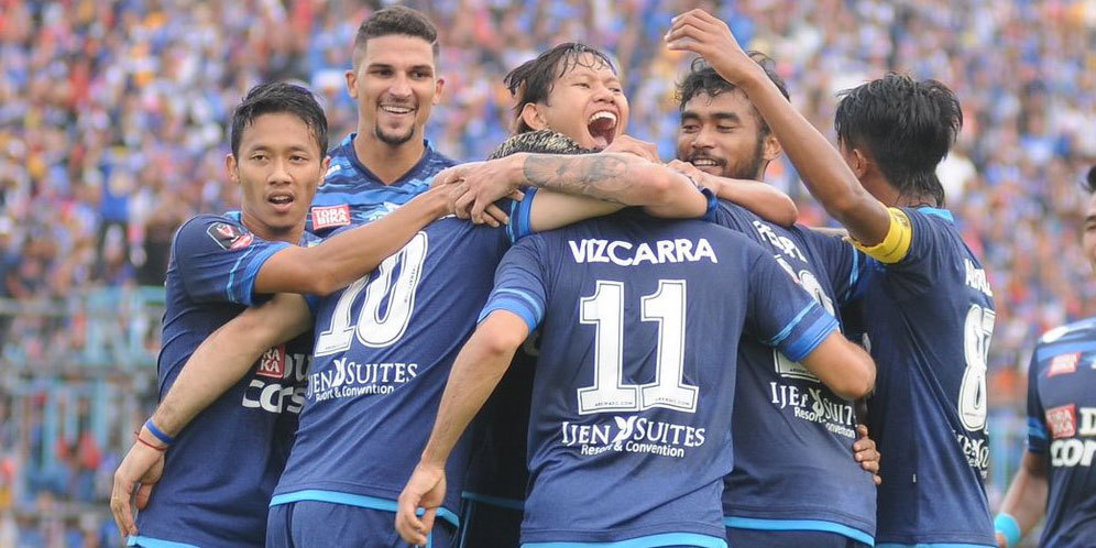 Arema FC Launching Tim Dengan Khataman Al-Quran Arema FC Launching Tim Dengan Khataman Al-Quran