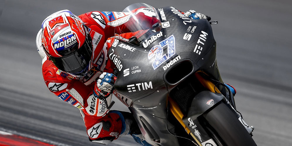 Stoner Akui Tak Beri Banyak Bantuan ke Lorenzo Stoner Akui Tak Beri Banyak Bantuan ke Lorenzo