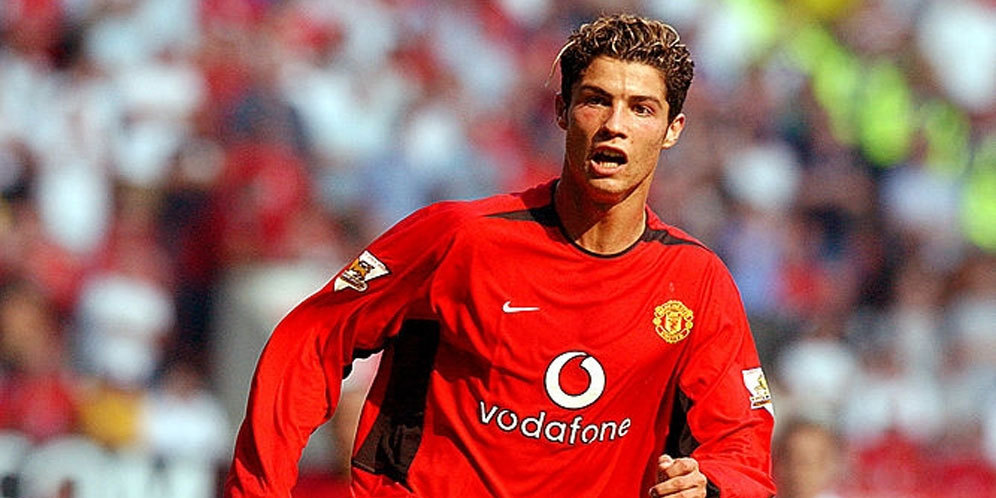 Neville: Tahun Terbaik Ronaldo Terjadi di MU