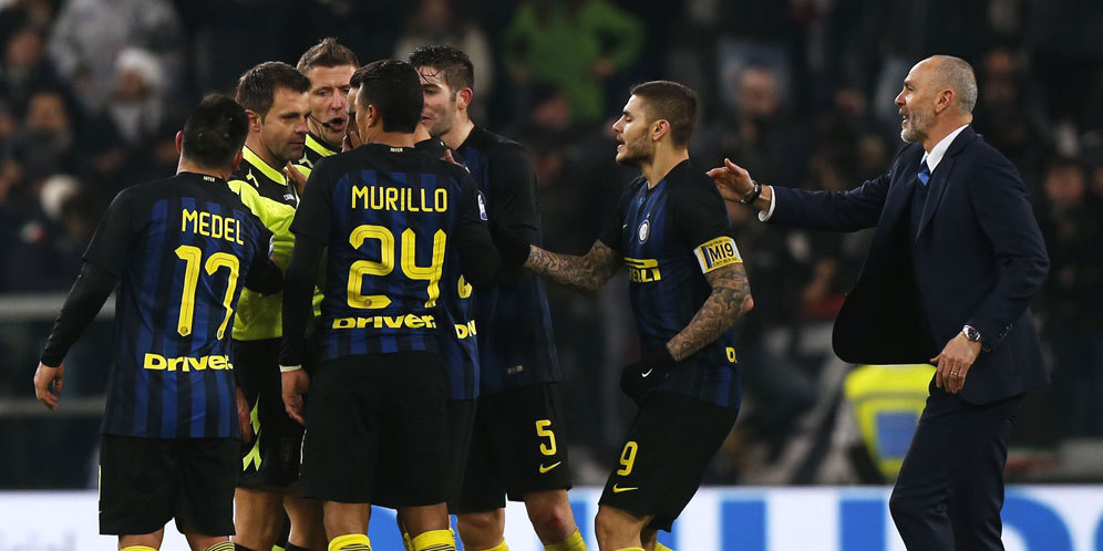 'Rizzoli Wasit Medioker dan Pengecut' 'Rizzoli Wasit Medioker dan Pengecut'