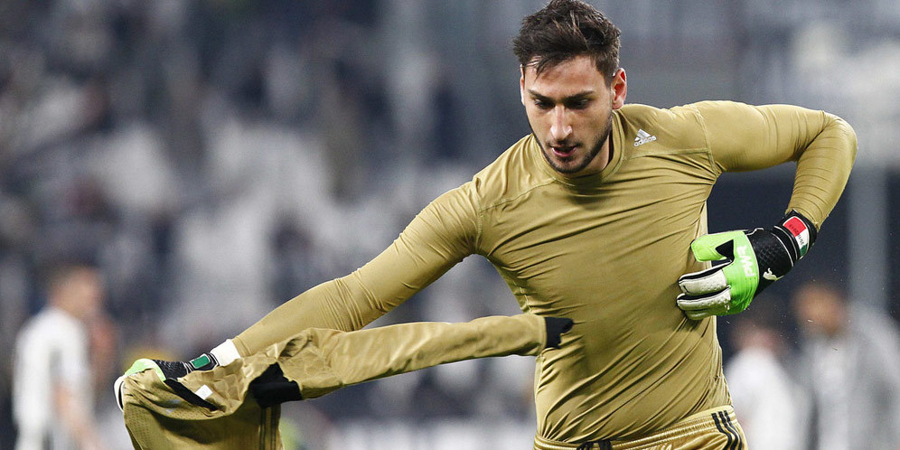 Napoli Coba Bajak Donnarumma? Napoli Coba Bajak Donnarumma?
