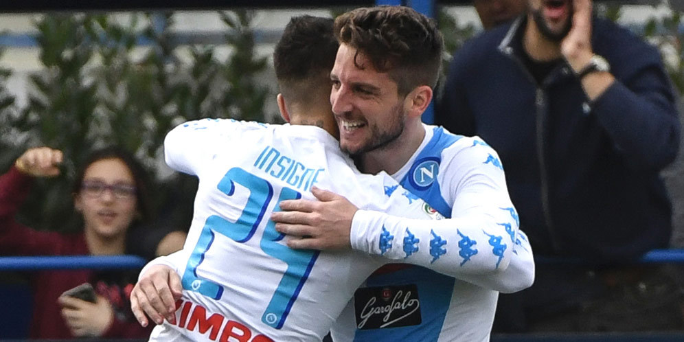Para Pemain Napoli Tak Ingin Mertens Gabung MU Para Pemain Napoli Tak Ingin Mertens Gabung MU