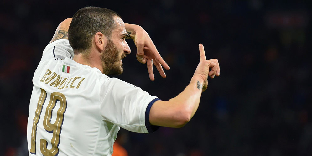 Corner Untuk Azzurri, Awas Ada Bonucci Corner Untuk Azzurri, Awas Ada Bonucci