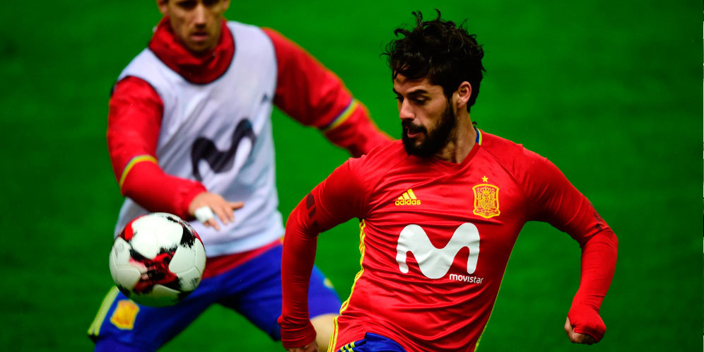 Iniesta: Isco Pemain Dengan Talenta 'Brutal' Iniesta: Isco Pemain Dengan Talenta 'Brutal'