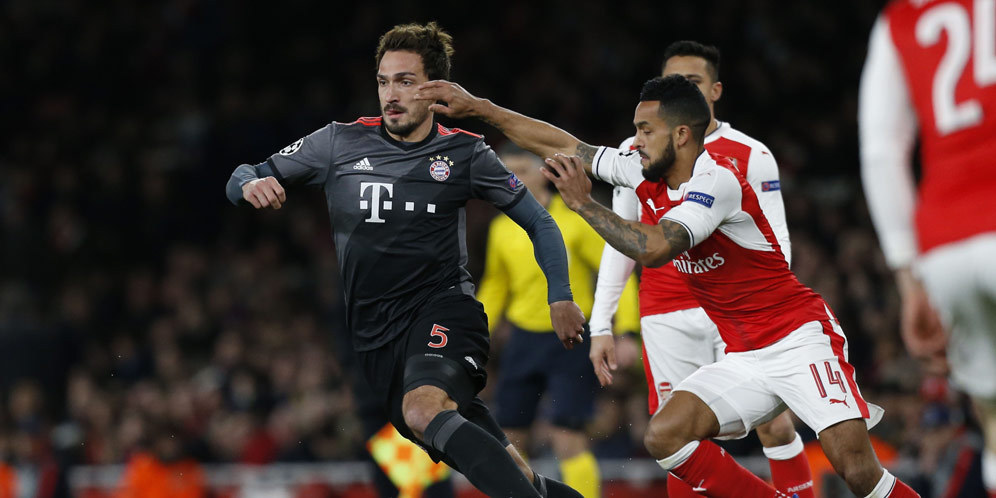 Hummels: Munchen Tak Perlu Kasihan pada Arsenal Hummels: Munchen Tak Perlu Kasihan pada Arsenal