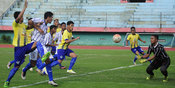 Gresik United Pesta Gol ke Gawang Persida Sidoarjo