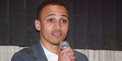 Odemwingie Siap Bersaing dengan Carlton Cole