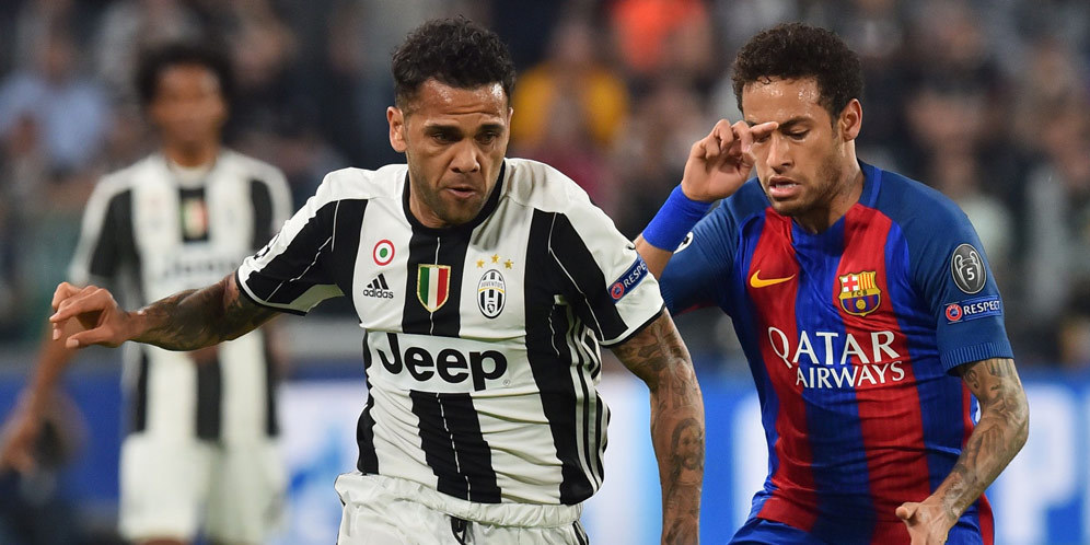 Dani Alves: Pantang Parkir Bus di Camp Nou