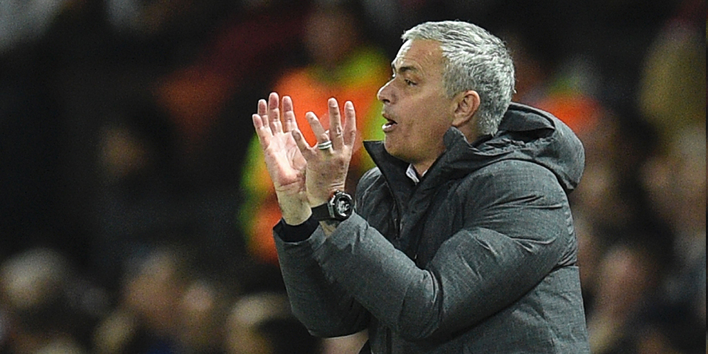 Mourinho Konfirmasi Comeback Pogba dan Fellaini Mourinho Konfirmasi Comeback Pogba dan Fellaini