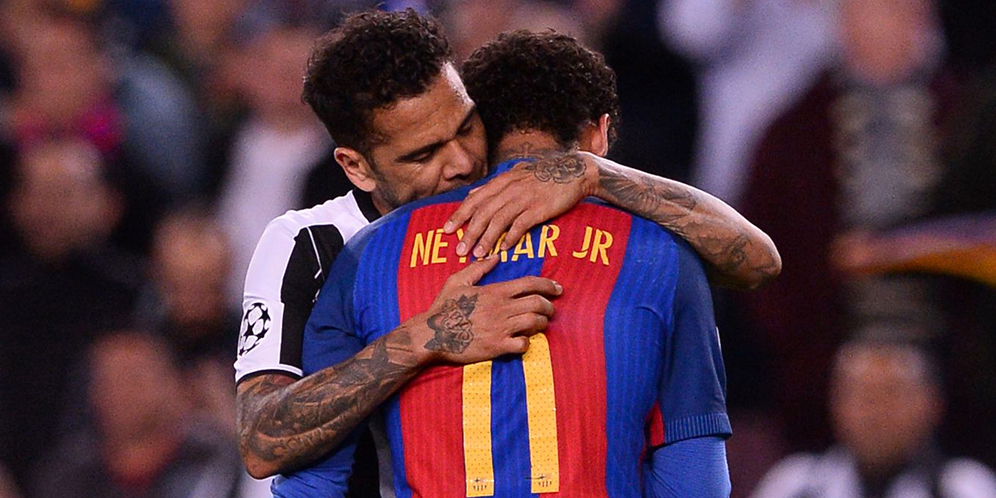 Menangis, Neymar Dihibur Para Penggawa Juventus Menangis, Neymar Dihibur Para Penggawa Juventus