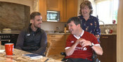 Henderson Beri Kejutan untuk Fans Berat Liverpool Henderson Beri Kejutan untuk Fans Berat Liverpool