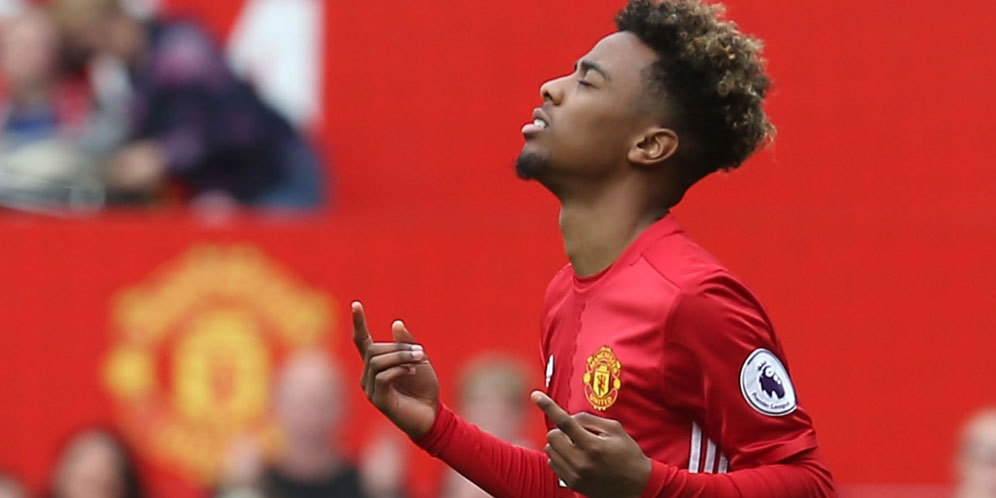 Gomes Sempat Takut Tidak Jadi Debut di MU Gomes Sempat Takut Tidak Jadi Debut di MU