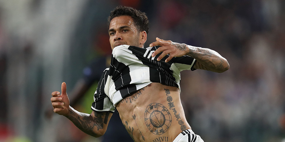 Dani Alves.